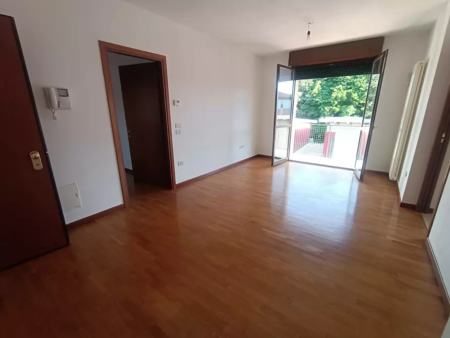 Immagine 13 di Appartamento in vendita  in Via Roma, 166 a Longare
