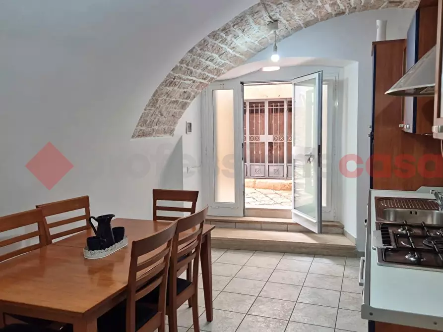 Immagine 4 di Casa indipendente in vendita  in Via CASTELLANA GROTTE a Castellana Grotte