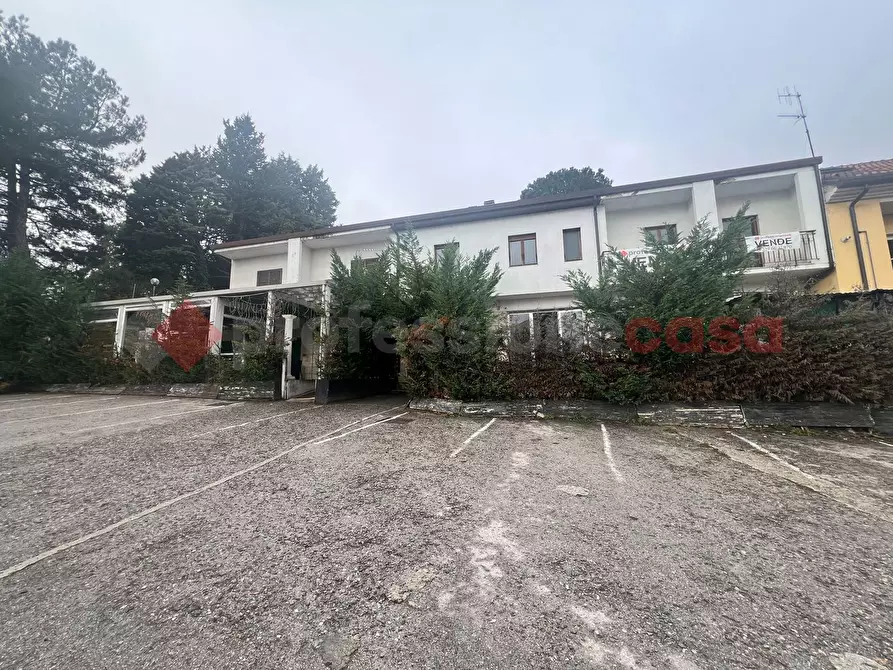 Immagine 13 di Ufficio in vendita  in Via Appia, 123 a Potenza