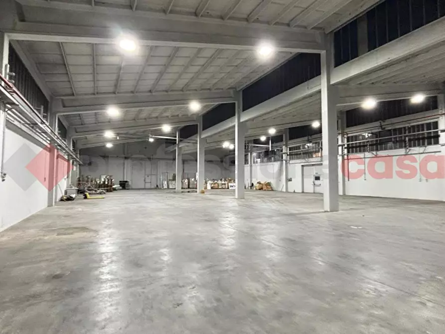 Immagine 1 di Capannone industriale in affitto  in Via Asi Consortile, snc a Ferentino