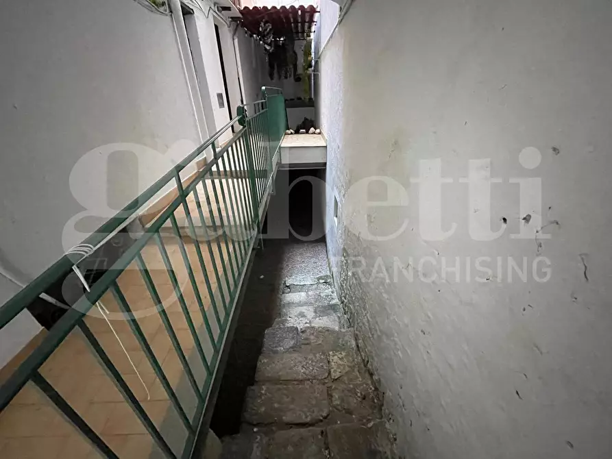 Immagine 14 di Appartamento in vendita  in Via Indipendenza, 498 a Gaeta