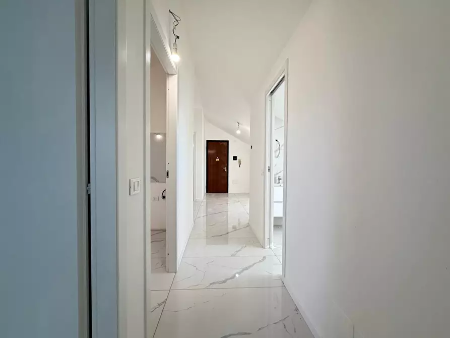 Immagine 21 di Attico in vendita  in Via Fusia, 2 a Rovato