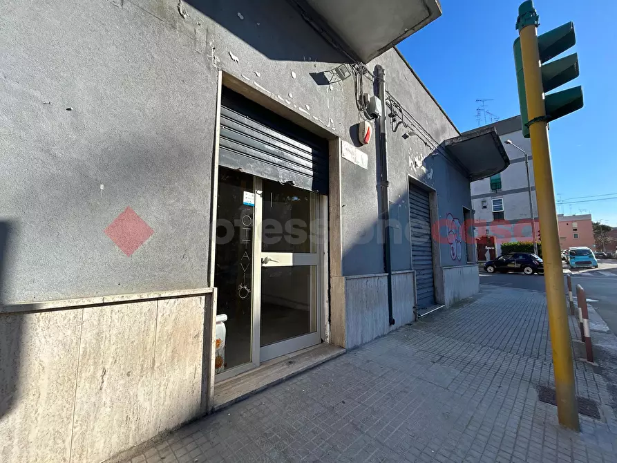 Immagine 1 di Negozio in vendita  in Via Sicilia, 73 a Brindisi