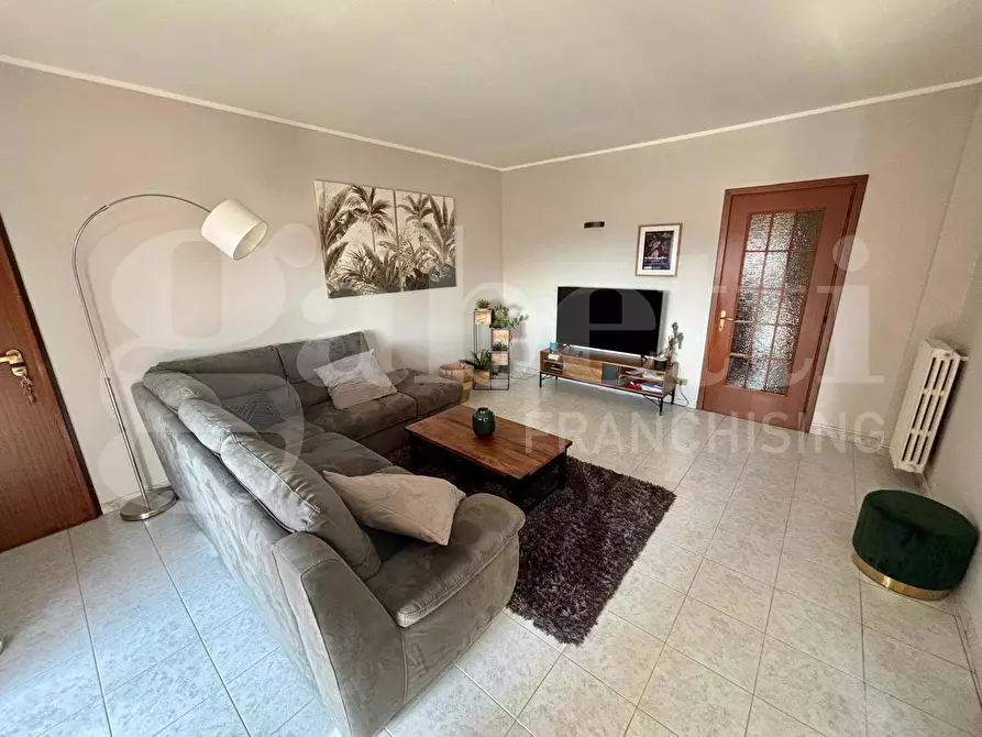 Immagine 2 di Appartamento in vendita  in Via Marconi, 11 a Orbassano