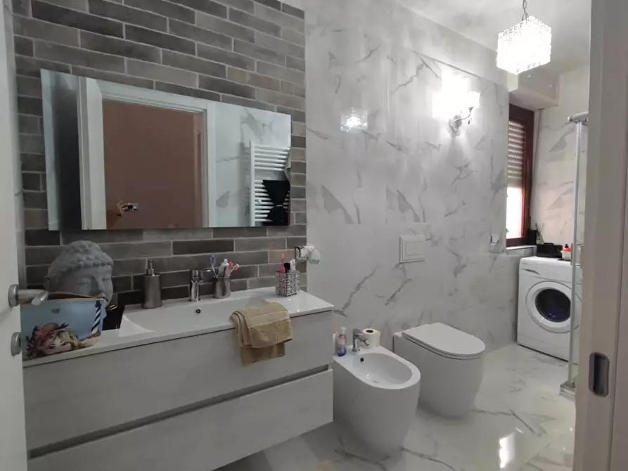 Immagine 9 di Appartamento in vendita  in Viale CASTELLANA a San Severo