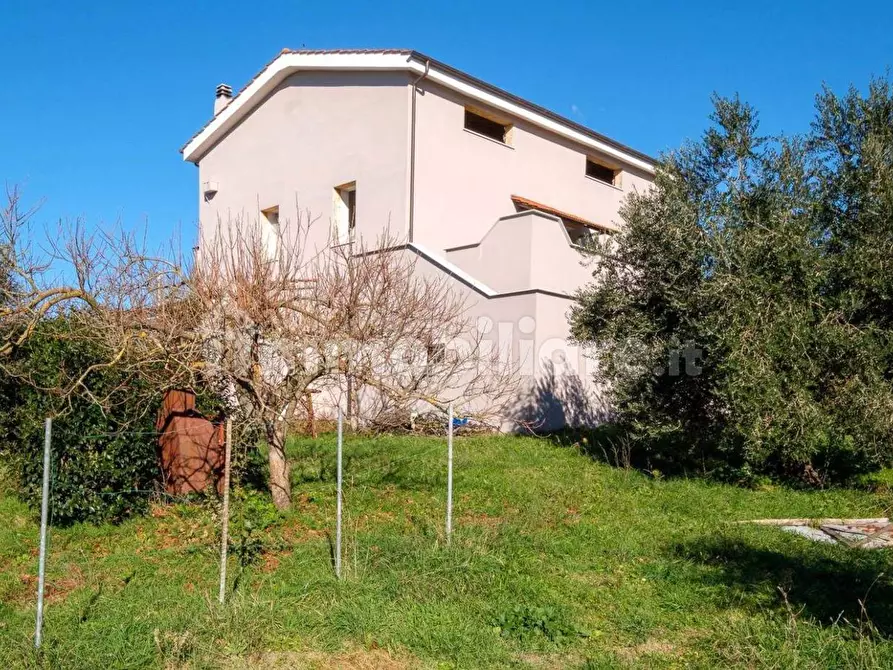 Immagine 3 di Villa in vendita  in Via DELLE MACERINE, 00 a Manziana