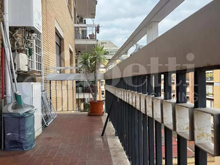 Immagine 27 di Appartamento in vendita  in Via Antonio De Viti De Marco a Roma