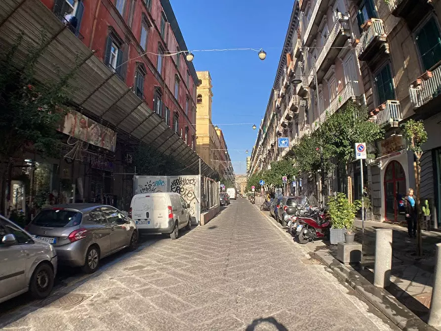 locale commerciale in affitto a Napoli in zona Pendino / San Giuseppe