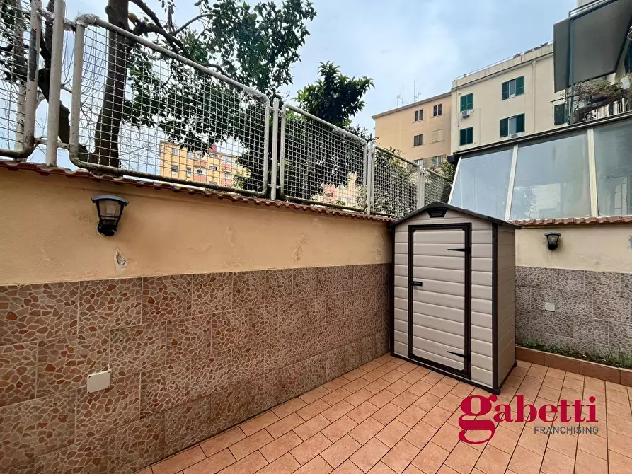 Immagine 13 di Appartamento in vendita  in Via Ponti Rossi, 37 a Napoli