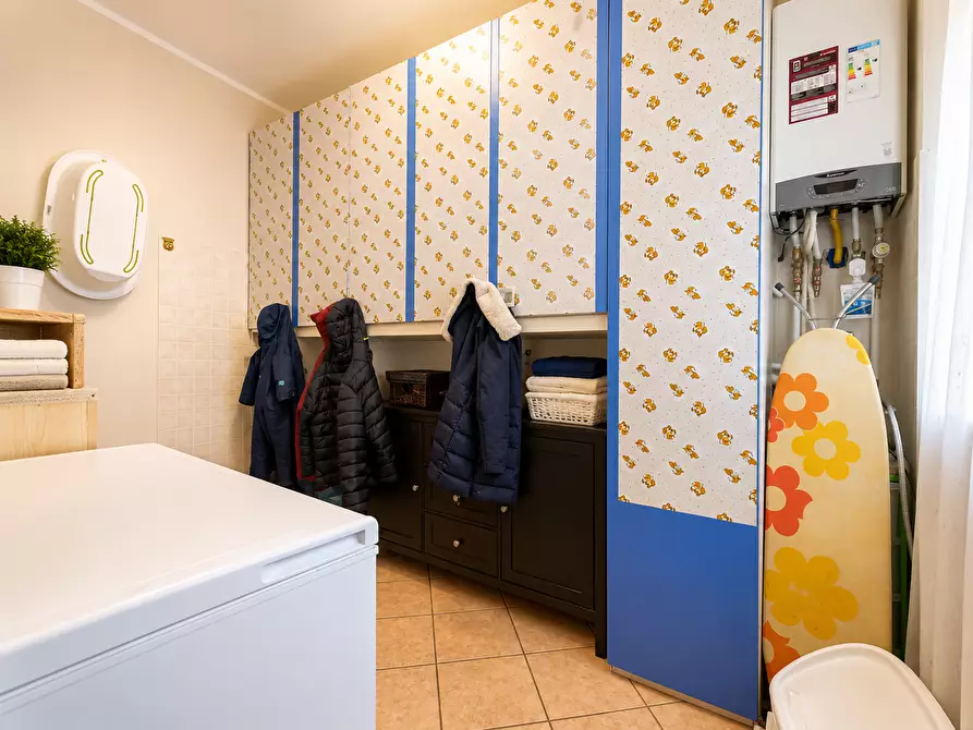 Immagine 12 di Appartamento in vendita  in Via ROMA, 1 a Torgiano