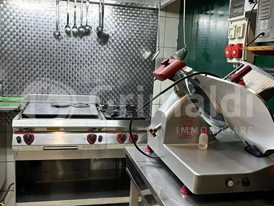 Immagine 33 di Attività commerciale in vendita  in Piazza napoli  milano marittima, 13 a Cervia