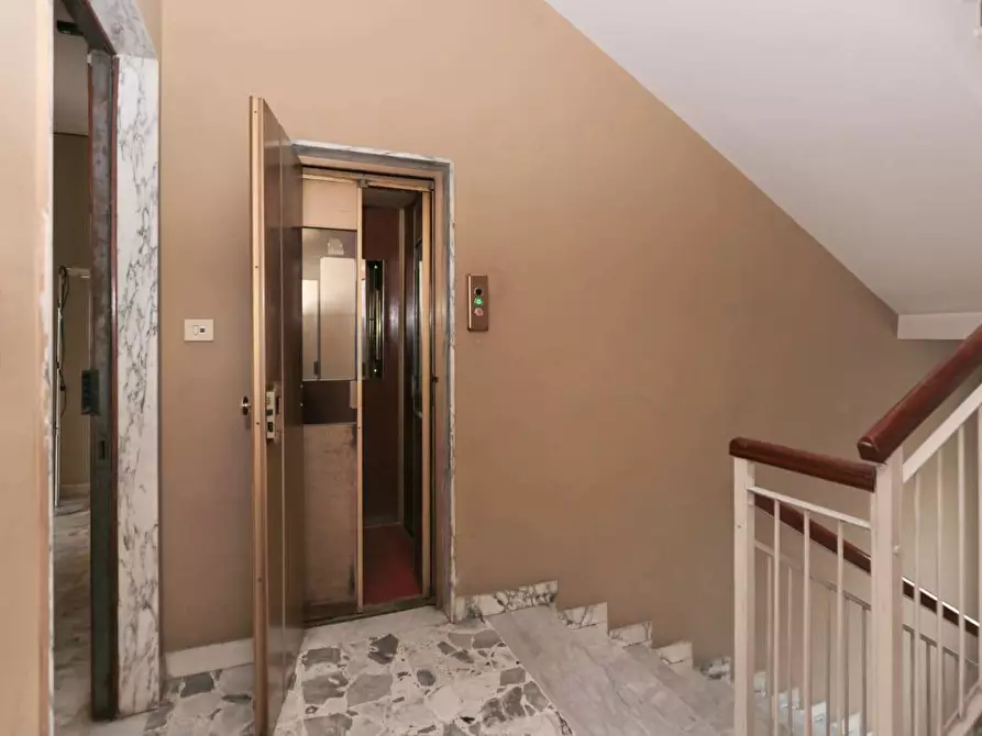 Immagine 3 di Appartamento in vendita  in Via Nuovalucello, 3 a Catania