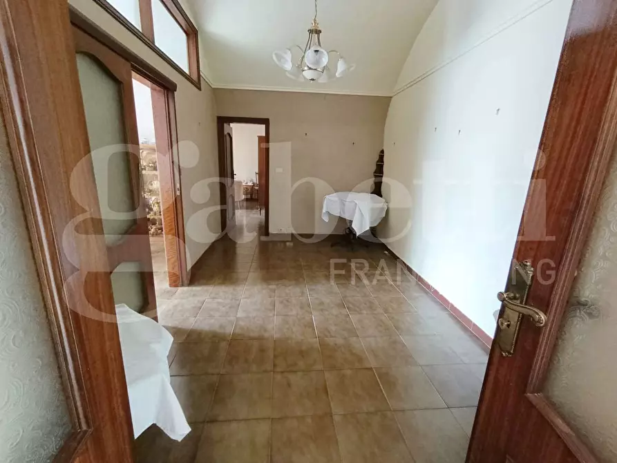 Immagine 5 di Casa indipendente in vendita  in Via DOTTOR SOLARINO, 2-6 a Ragusa