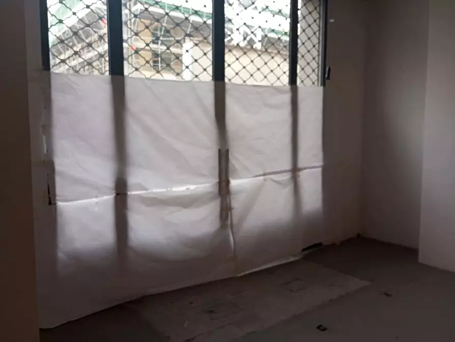 Immagine 2 di Negozio in affitto  in Via CAVOUR a Firenze