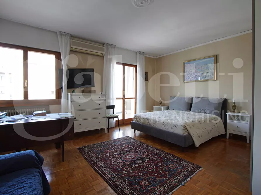 Immagine 17 di Appartamento in vendita  in Corso del Popolo, . a Venezia