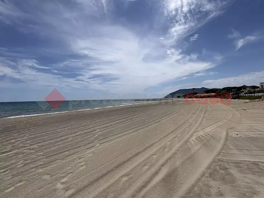 Immagine 39 di Villetta a schiera in vendita  in Via RESIDENCE ANXUR, 45 a Terracina