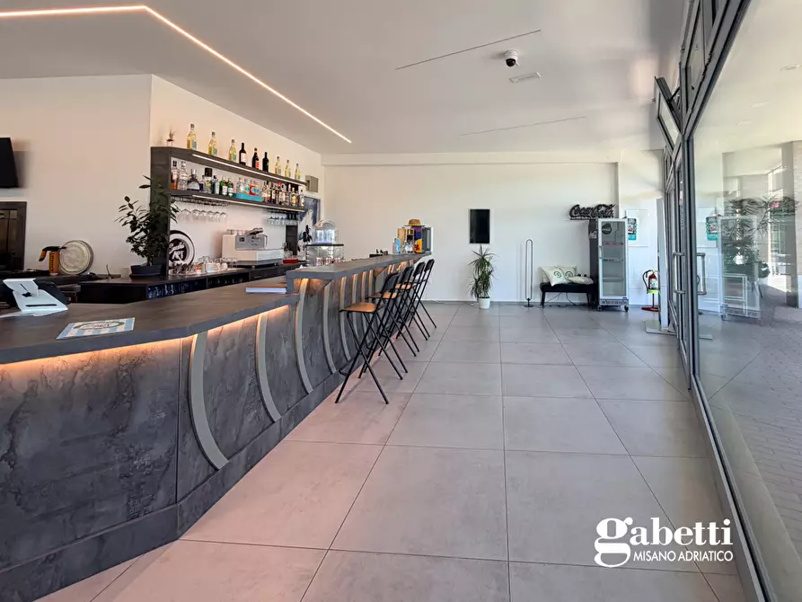 Immagine 16 di Bar / Ristorante in vendita  in Via Bocca Trabaria Sud, 2 a Urbino
