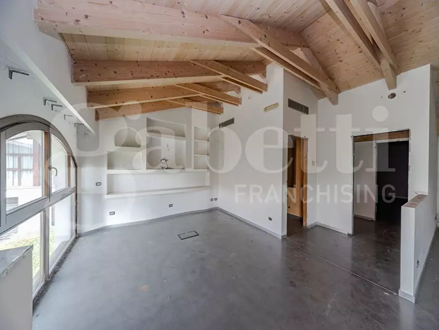 Immagine 21 di Ufficio in vendita  in Via Vezzani, 3 a Bernareggio