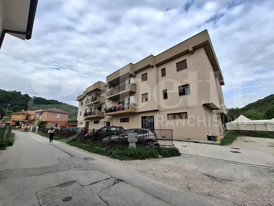 Immagine 2 di Appartamento in vendita  in Via PONTE EMILIO, 5 a Broccostella