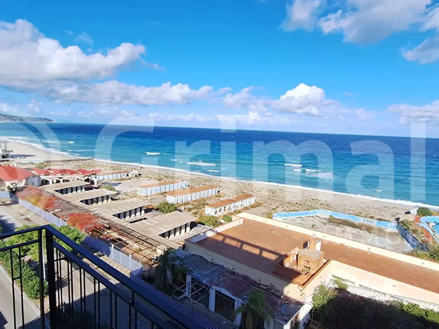 Immagine 1 di Appartamento in vendita  in Via dei due mari, 23 a Messina