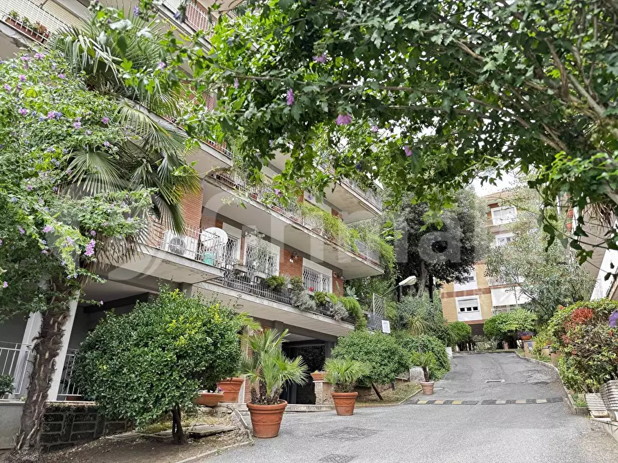 Immagine 23 di Appartamento in vendita  in Via Cassia, 831 a Roma