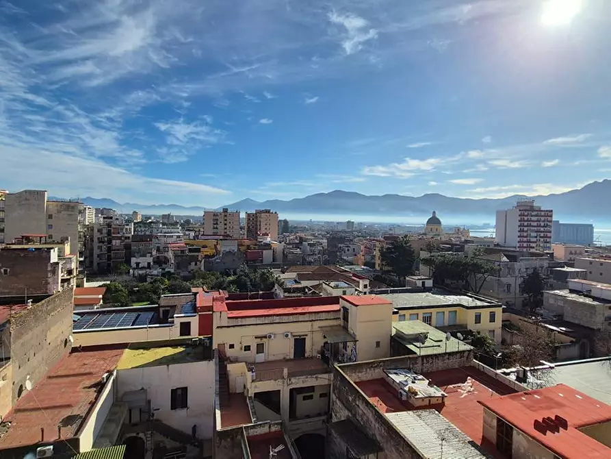 Immagine 14 di Appartamento in vendita  in Piazza Enrico De Nicola, 5 a Torre Annunziata