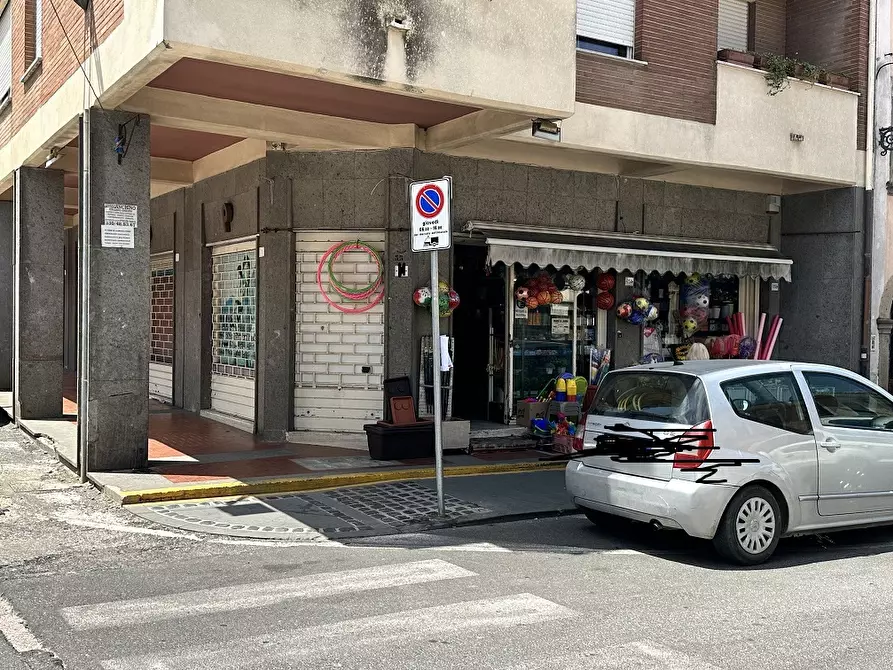 Immagine 7 di Attività commerciale in vendita  in Corso Vittorio Emanuele, 00 a Manziana