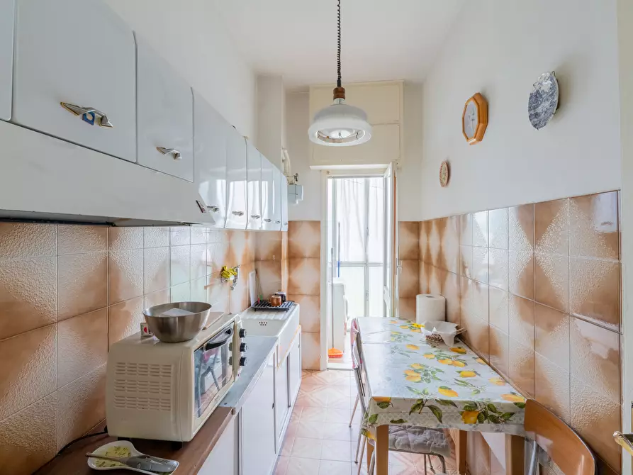 Immagine 9 di Appartamento in vendita  in Via delle Pervinche, 50 a Torino
