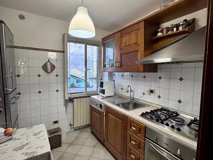 Immagine 26 di Appartamento in vendita  in Via BORGO DEL PONTE, 123 a Massa