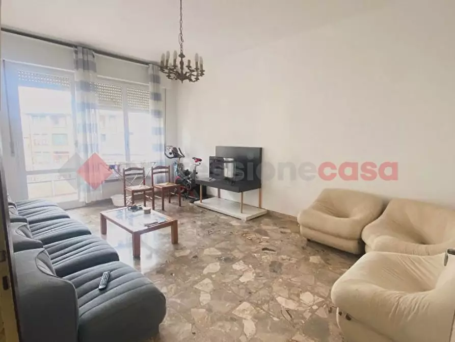 Immagine 1 di Appartamento in affitto  in Viale Umberto, 4 a Reggio Nell'emilia