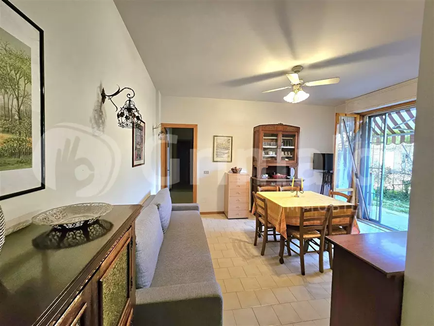 Immagine 4 di Appartamento in vendita  in Via AREZZO, 1234 a Massa