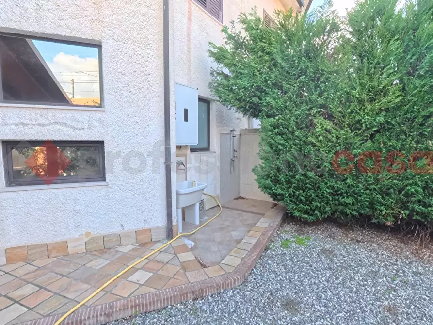 Immagine 12 di Villa in vendita  in Via Villaggio Magna Grecia,, 2 a Motta San Giovanni