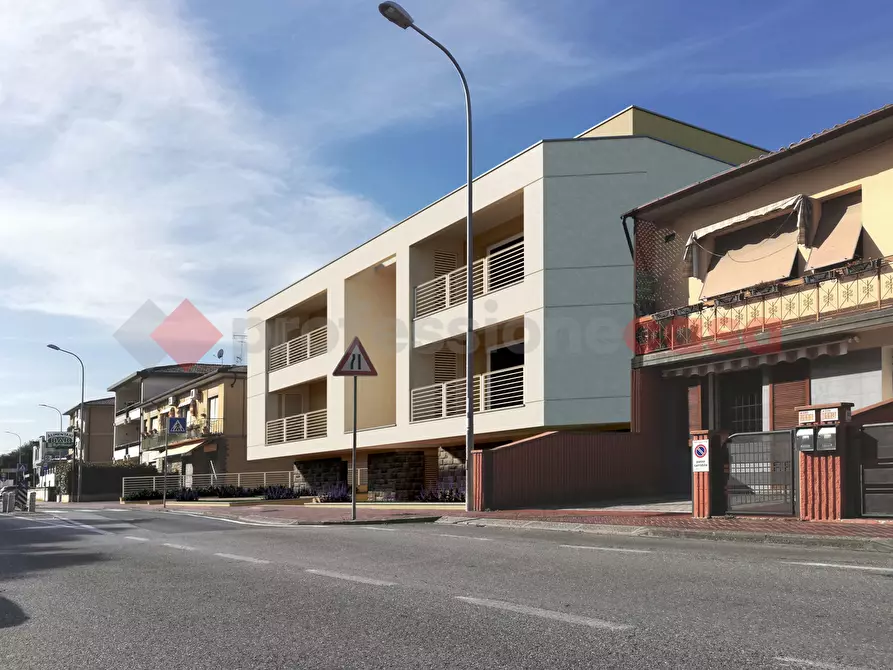 Immagine 7 di Appartamento in vendita  in Via Antonio Gramsci, 107 a Montelupo Fiorentino