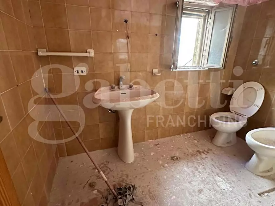 Immagine 12 di Casa indipendente in vendita  in Viale Petrolla, sn a Ostuni