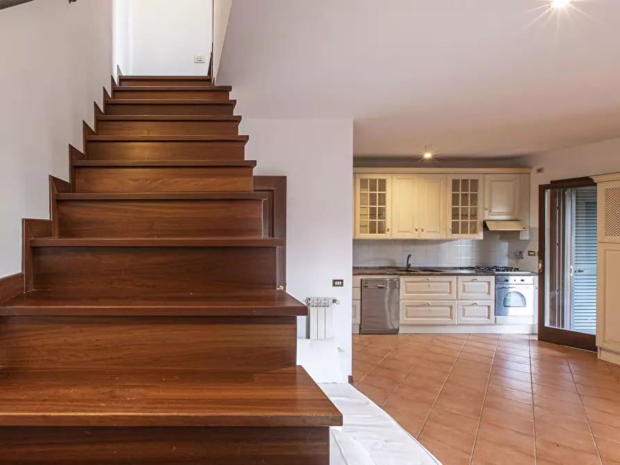 Immagine 15 di Casa quadrifamiliare in vendita  in Via Ermanno Wolf Ferrari, 169 a Roma