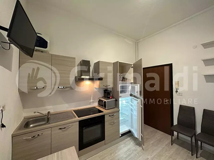 Immagine 4 di Appartamento in affitto  in Via Caccialepori, 13 a Milano