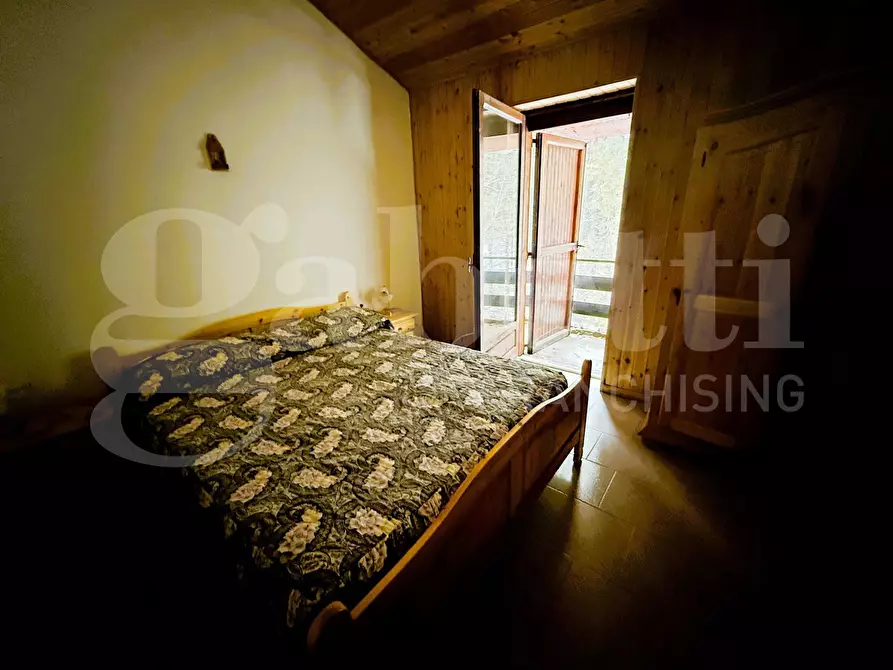 Immagine 12 di Villetta a schiera in vendita  in Via VILLAGGIO CUTURA, 1 a Taverna