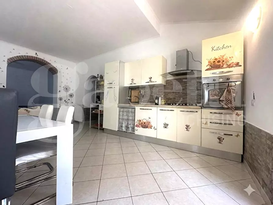 Immagine 5 di Appartamento in vendita  in Via cedrino, 31 a Ardea