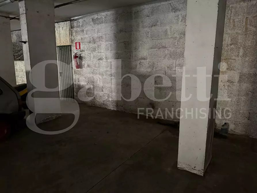 Immagine 8 di Appartamento in vendita  in Via Petrioli, 10 a Roma