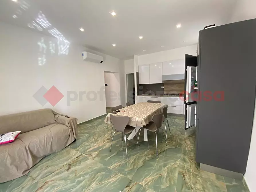 Immagine 15 di Appartamento in vendita  in Via Marechiaro a Mondragone