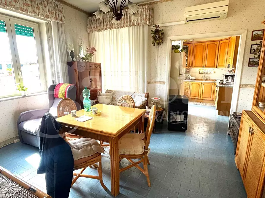 Immagine 5 di Appartamento in vendita  in Via Gorizia a Grumo Nevano