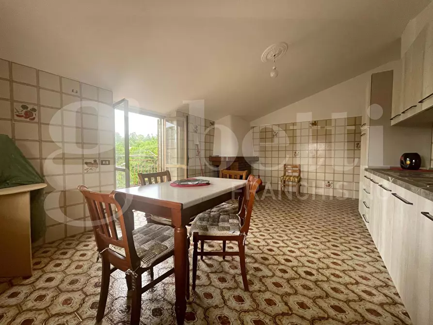 Immagine 20 di Appartamento in vendita  in Via DELLE GINESTRE, 18 a Carlopoli