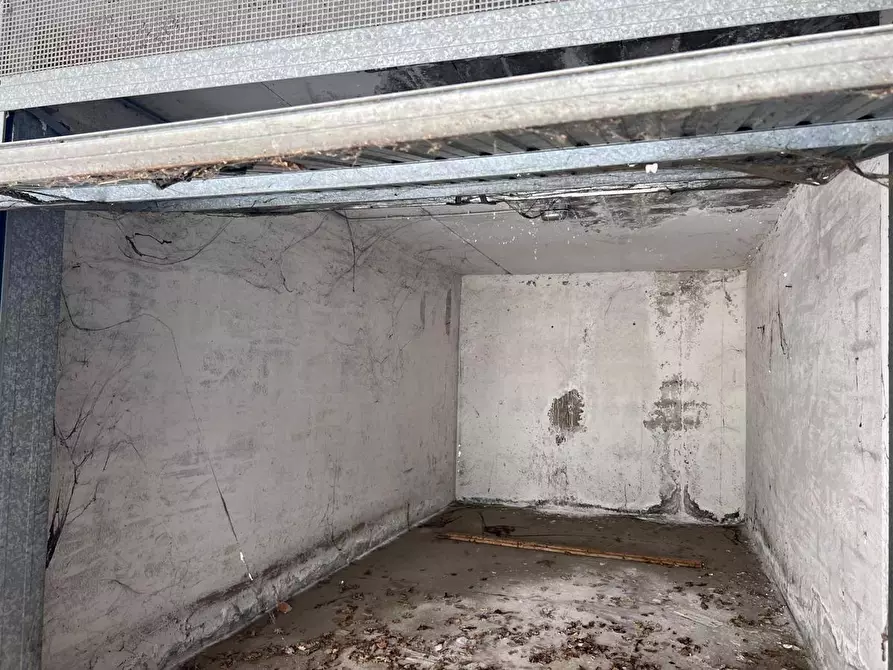 Immagine 7 di Box auto in vendita  in Via del minatore a Perugia