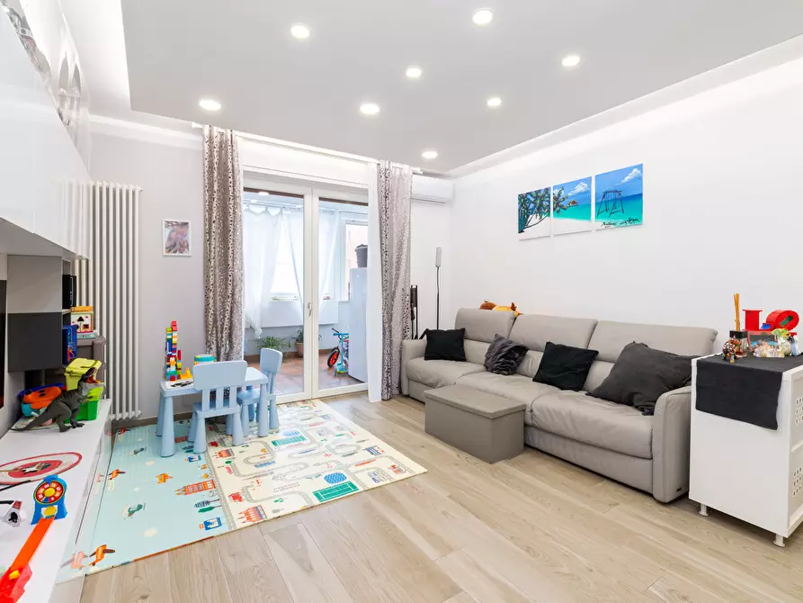 Immagine 1 di Appartamento in vendita  in Via di Dragoncello, 497 a Roma