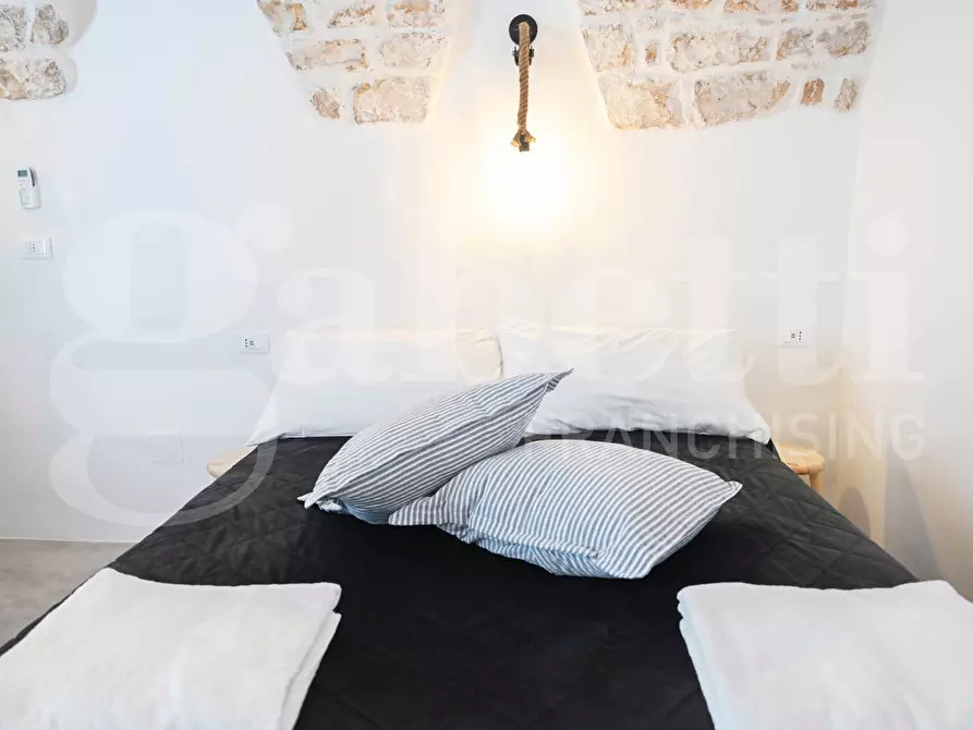 Immagine 21 di Casa indipendente in vendita  in Via Piccinni a Ostuni