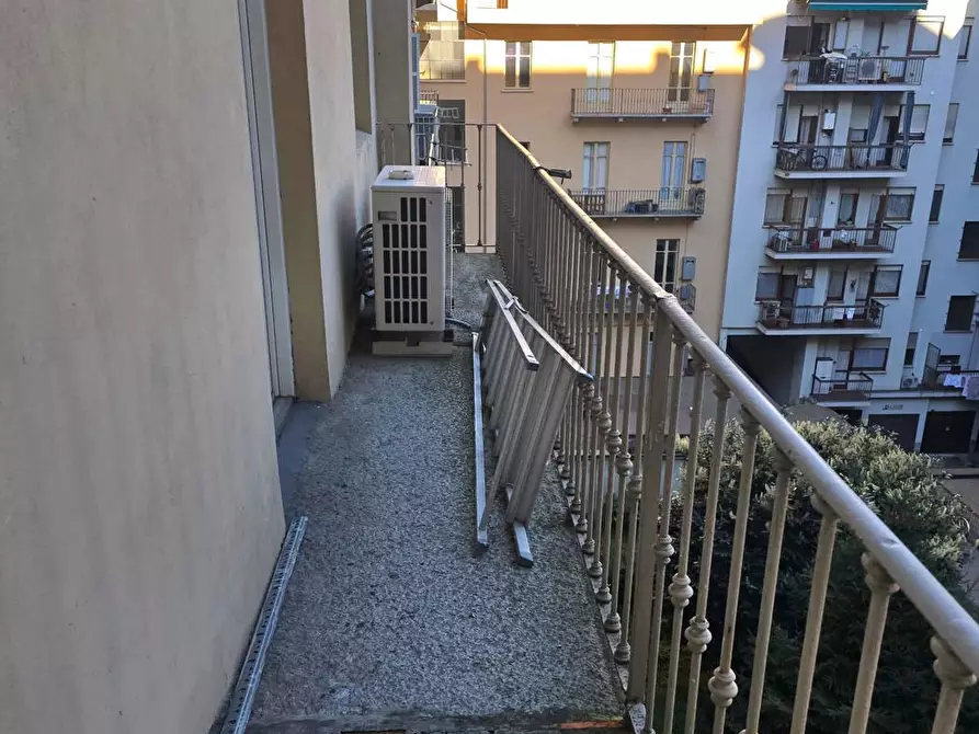 Immagine 17 di Ufficio in affitto  in Corso Vinzaglio, 12 a Torino