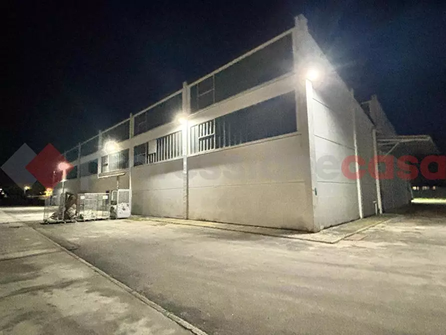 Immagine 2 di Capannone industriale in affitto  in Via Asi Consortile, snc a Ferentino