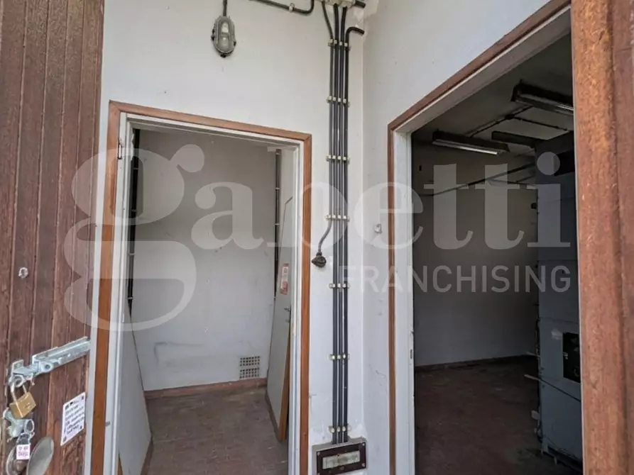 Immagine 6 di Magazzino in vendita  in Via PETTORAZZA GRIMANI - Via Roma, 00 a Pettorazza Grimani