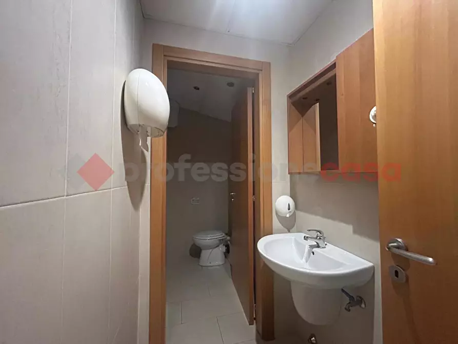 Immagine 7 di Ufficio in affitto  in Viale ALDO MORO a Monopoli