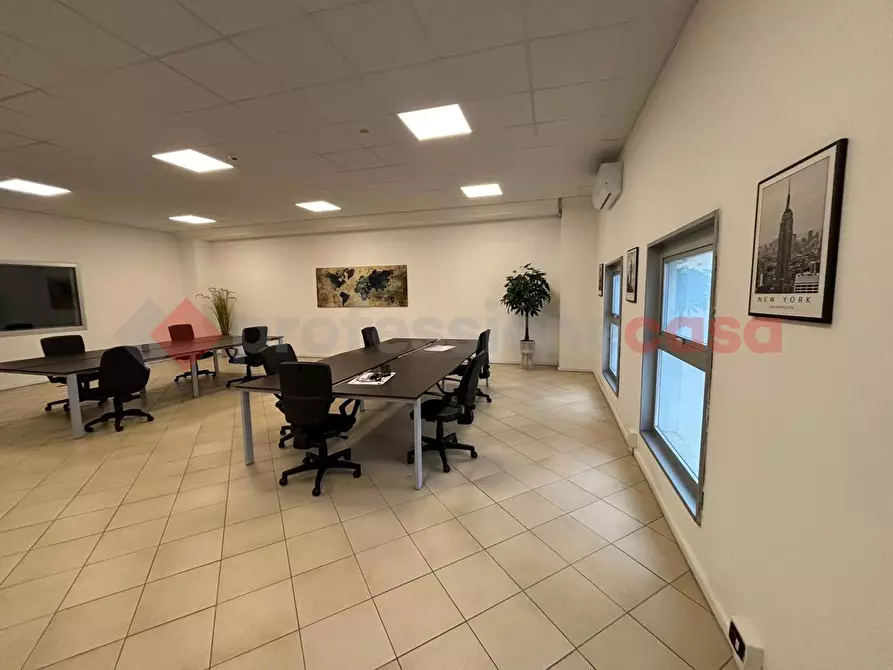 Immagine 9 di Ufficio in affitto  in Via Selciatella, snc a Anagni